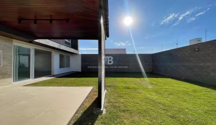 Casa Nova no Bairro Paraíso em Chapecó – 3 Suítes, Quintal e Financiável