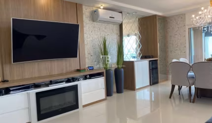 Apartamento de 152m² à Venda: Mobiliado, Suíte Master e Ampla Área Social