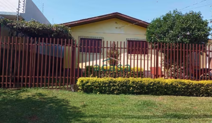 Casa residencial à venda, 1 suíte, 2 quartos, 2 vagas, Clarito - Cascavel/Pr