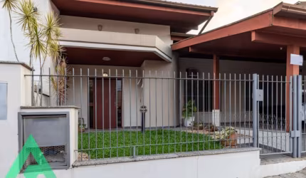 Casa com 4 quartos à venda na Escola Agrícola, Blumenau , 189 m2 por R$ 700.000