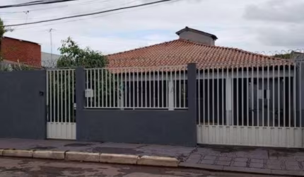 Excelente casa no Morada do Ouro