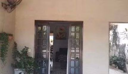 Casa com 4 quartos à venda na Rua Abdala José de Almeida, 1, Cohab Santa Isabel, Várzea Grande, 250 m2 por R$ 270.000