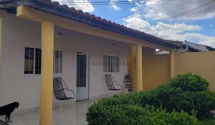 Casa com 4 quartos à venda na Rua Projetada 5, s/n, Jardim Universitário, Cuiabá, 161 m2 por R$ 420.000