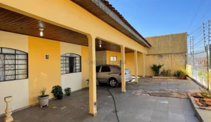 Casa com 3 quartos à venda na Rua Acorizal, 2, Morada da Serra, Cuiabá, 192 m2 por R$ 460.000