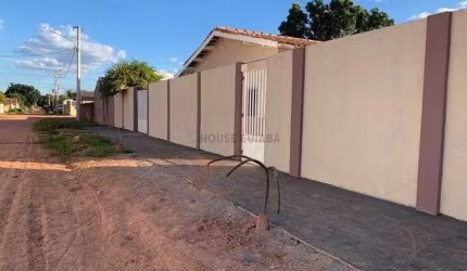 Casa com 3 quartos à venda na Rua N, 2323, Parque Atalaia, Cuiabá, 110 m2 por R$ 400.000