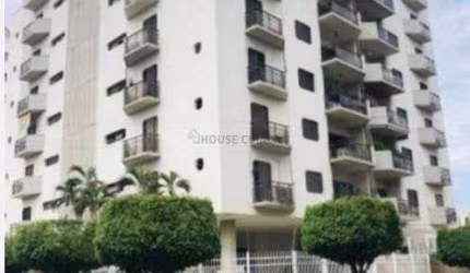 Apartamento com sacada