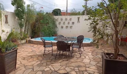 Casa bairro verão Cuiabá MT, com 300 M² de área construída, terreno 12x30 (360 M
