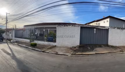 Casa com 4 quartos à venda na Rua Oito, 1, Boa Esperança, Cuiabá, 768 m2 por R$ 780.000