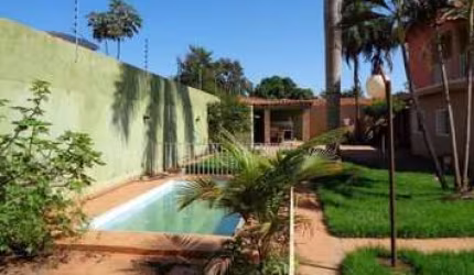 Casa com 2 quartos à venda na Rua Cinco, sn, Residencial Jardim Pauliceia, Cuiabá, 250 m2 por R$ 450.000