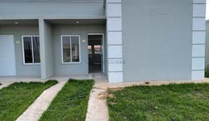 Linda Casa completa de armários e com energia solar no Cond Athenas