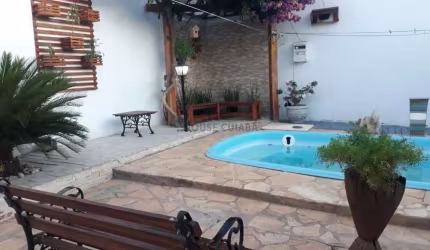 Casa Térrea com Piscina no Sta Cruz II