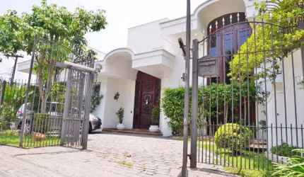 Casa com 4 dormitorios 7 vagas a venda no jardim Guedala