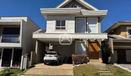 Triplex Alto Padrão em condomínio 231 m²- 03 Dormitórios - Xaxim - Curitiba - PR