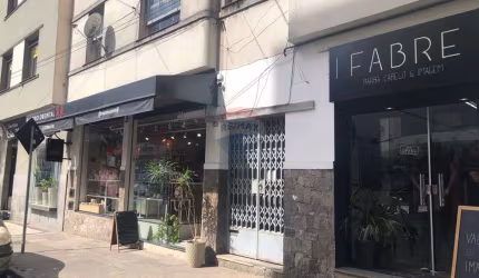 oportunidade para locação no centro de Juiz de Fora, próximo a todo comércio, escolas, transporte público