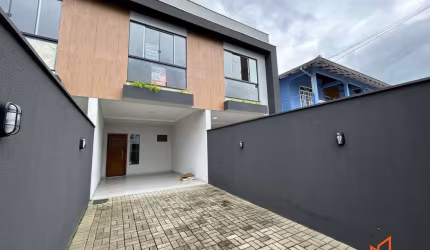 Casa com 3 quartos no Guanabara em Joinville