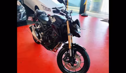 Honda cb 500f 2024