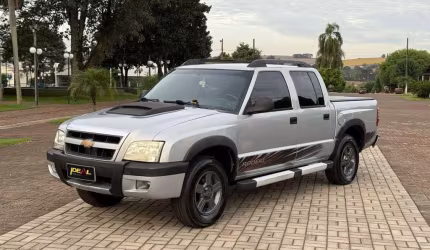 Chevrolet s-10 pick-up rodeio  - prata - 2011/2011