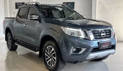 Nissan frontier le 4x4 2019, teto solar, bancos em couro, top de linha, super conservada