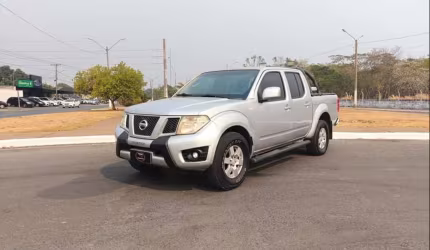 Nissan frontier se attack cd 4x4 2.5 2015