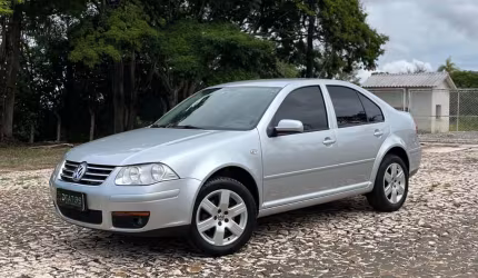 Volkswagen bora bora - prata - 2010/2011