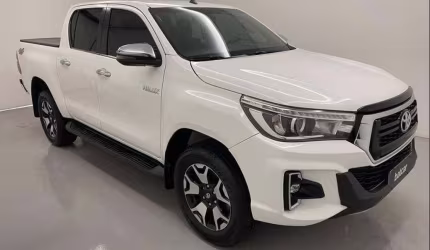 Toyota hilux 2.8 srx 4x4 cd 16v diesel 4p automático