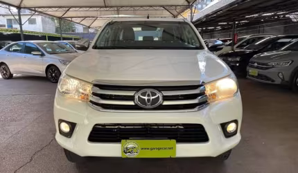 Toyota hilux cd sr flex at 2017