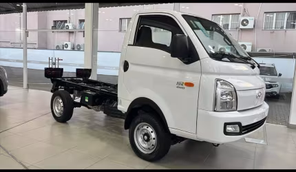 Hyundai hr 2.5 turbo diesel cs 4wd manual