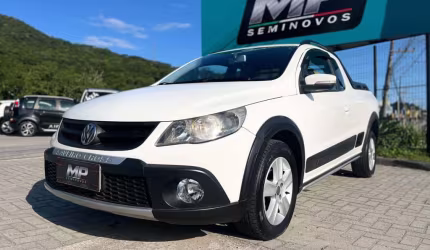 Volkswagen saveiro cross 1.6 mi total flex 8v ce  - branca - 2011/2012