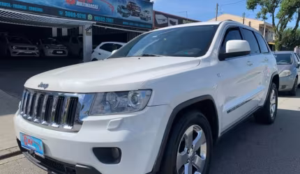Jeep grand cherokee 3.6 laredo 4x4 v6 24v gasolina 4p automático