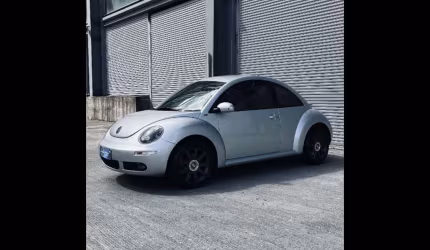 Volkswagen new beetle 2.0 mi 8v gasolina 2p automático