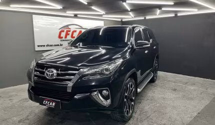 Toyota hilux sw4 2.8 srx diamond 4x4 turbo
