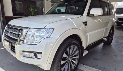 Mitsubishi pajero full gasolina automático