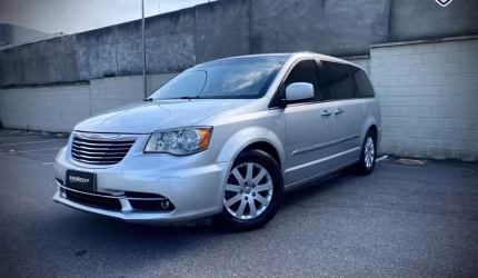 Chrysler town e country 2012 3.6 touring v6 24v gasolina 4p automático