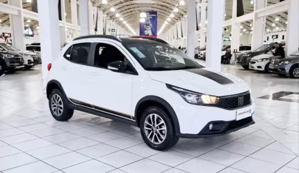 Fiat argo 1.3 trekking 8v flex