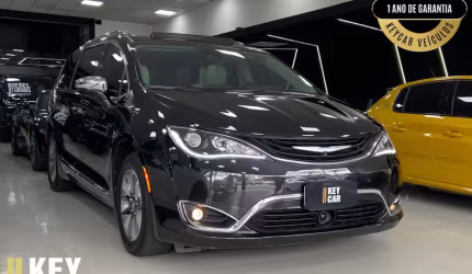 Chrysler pacifica ltd