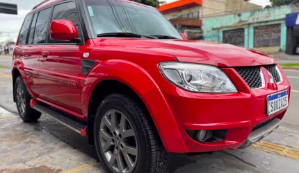 Mitsubishi pajero tr4 2.0  automatico 2014/2015 completa nova toda revisada nao tem retoque novissim