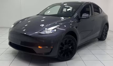 Tesla model y performance 2023