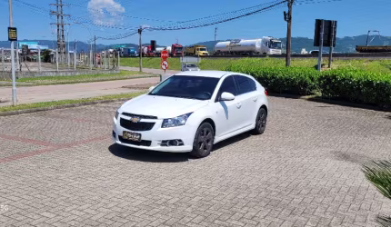 Cruze hatch lt 2014 automatico 