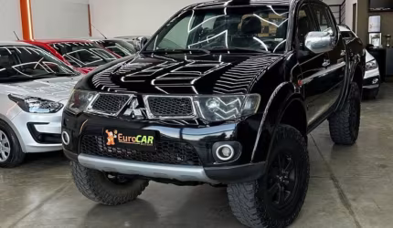 Veiculo automático, conservado 