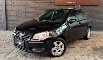 Volkswagen polo sedan 1.6 - preta - 2010/2011