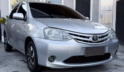 Toyota etios 2013 1.3 x 16v flex 4p manual
