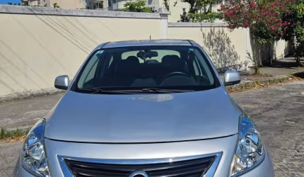 Versa 2013 sv 1.6 flex/gnv  completo