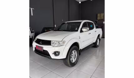 Mitsubishi l200 triton 2014 3.2 hpe 4x4 cd 16v turbo intercooler diesel 4p automático