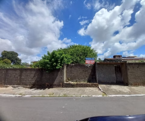 Vendo Terreno Bairro Antares- 600m2. (20x30)