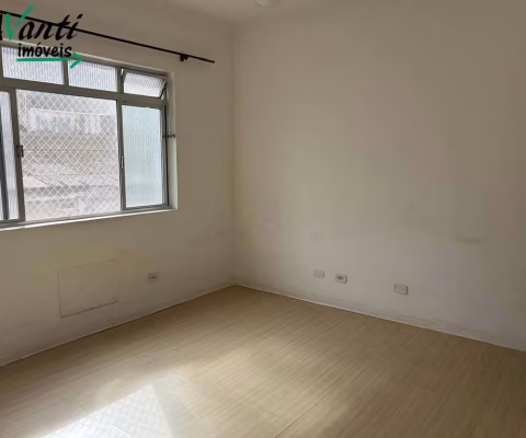 Ed. Valparaíso - Apartamento com 2 quartos para alugar, no Gonzaga em Santos - SP