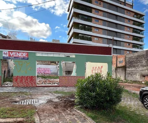 TERRENO ZR-4 ÓTIMA LOCALIZAÇÃO COM EXCELENTE POTENCIAL CONSTRUTIVO AVENIDA AGUÁ VERDE COM TESTADA DE 21,5 m²