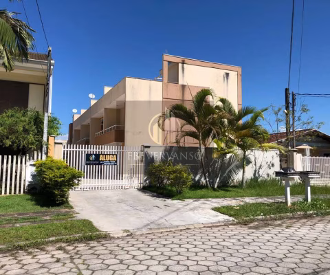 Sobrado em Condomínio  em Balneário Brejatuba - Guaratuba, PR