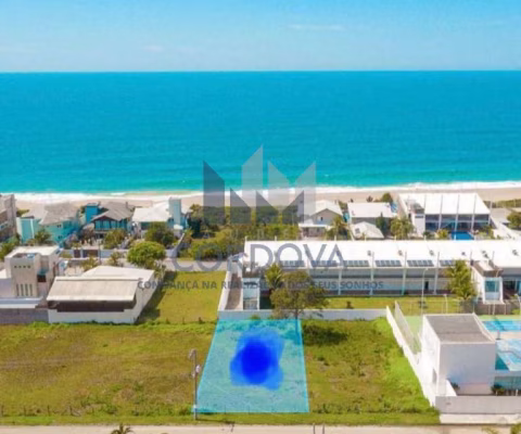 TERRENO NA QUADRA MAR EM ESTALEIRINHO COM LOCALIZAÇÃO PRIVILEGIADA!!