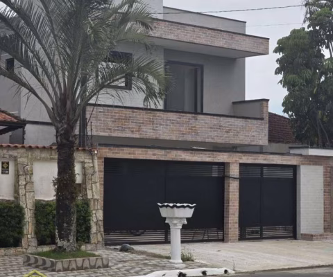 CASA DE CONDOMÍNIO , 1 DORM COM QUINTAL , ÓTIMA LOCALIZAÇÃO APENAS R$190 MIL.