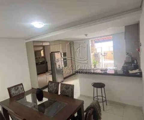 Casa à venda, 3 quartos, 1 suíte, 5 vagas, Parque Marajoara - Santo André/SP
